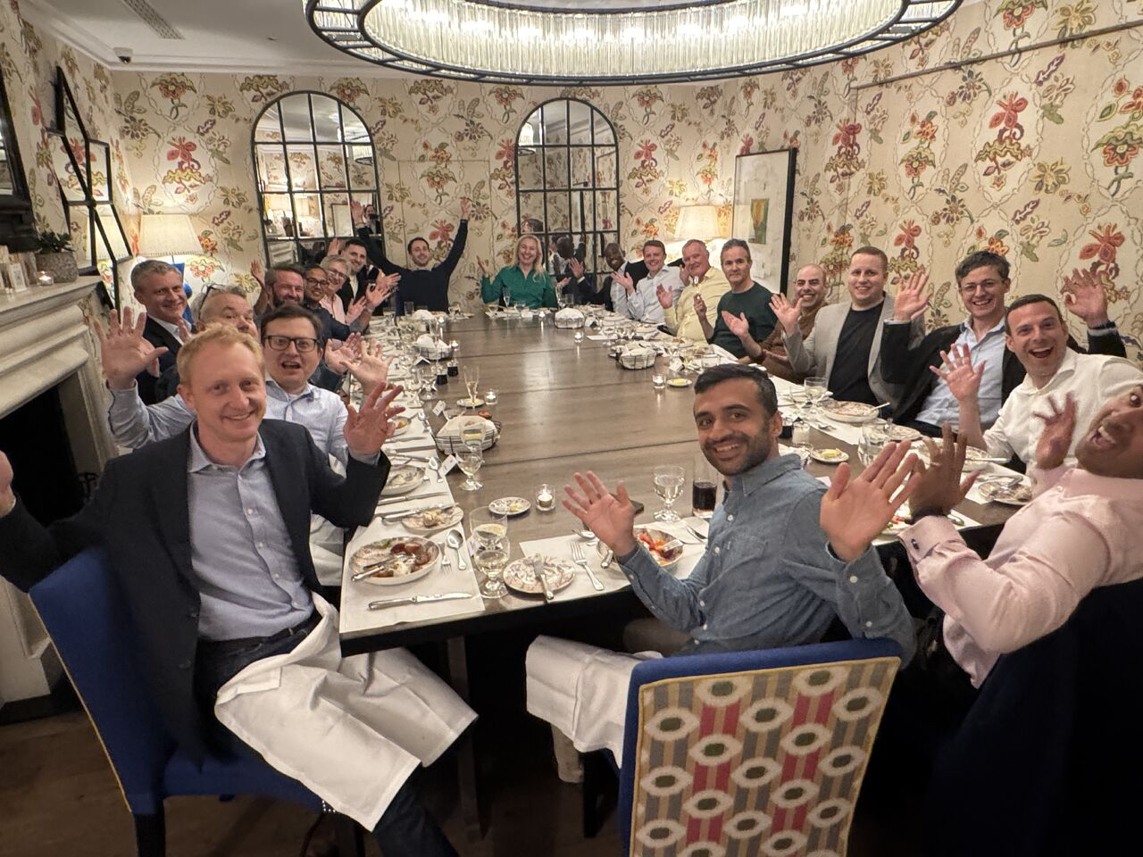 Founders and executives around the table at a FINTECH Circle CEO Dinner in London